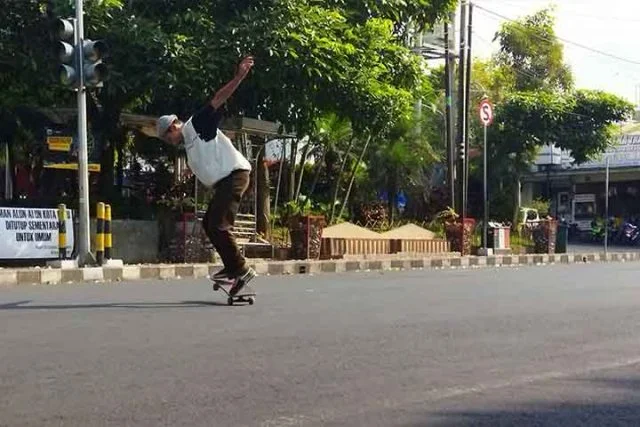 🏙️ Skateboard Batu: Semangat Anak Muda yang Tumbuh di Tengah Dingin Kota Apel